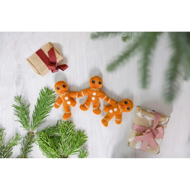Chain of gingerbread men catnip toy - Jalex Pet Products 